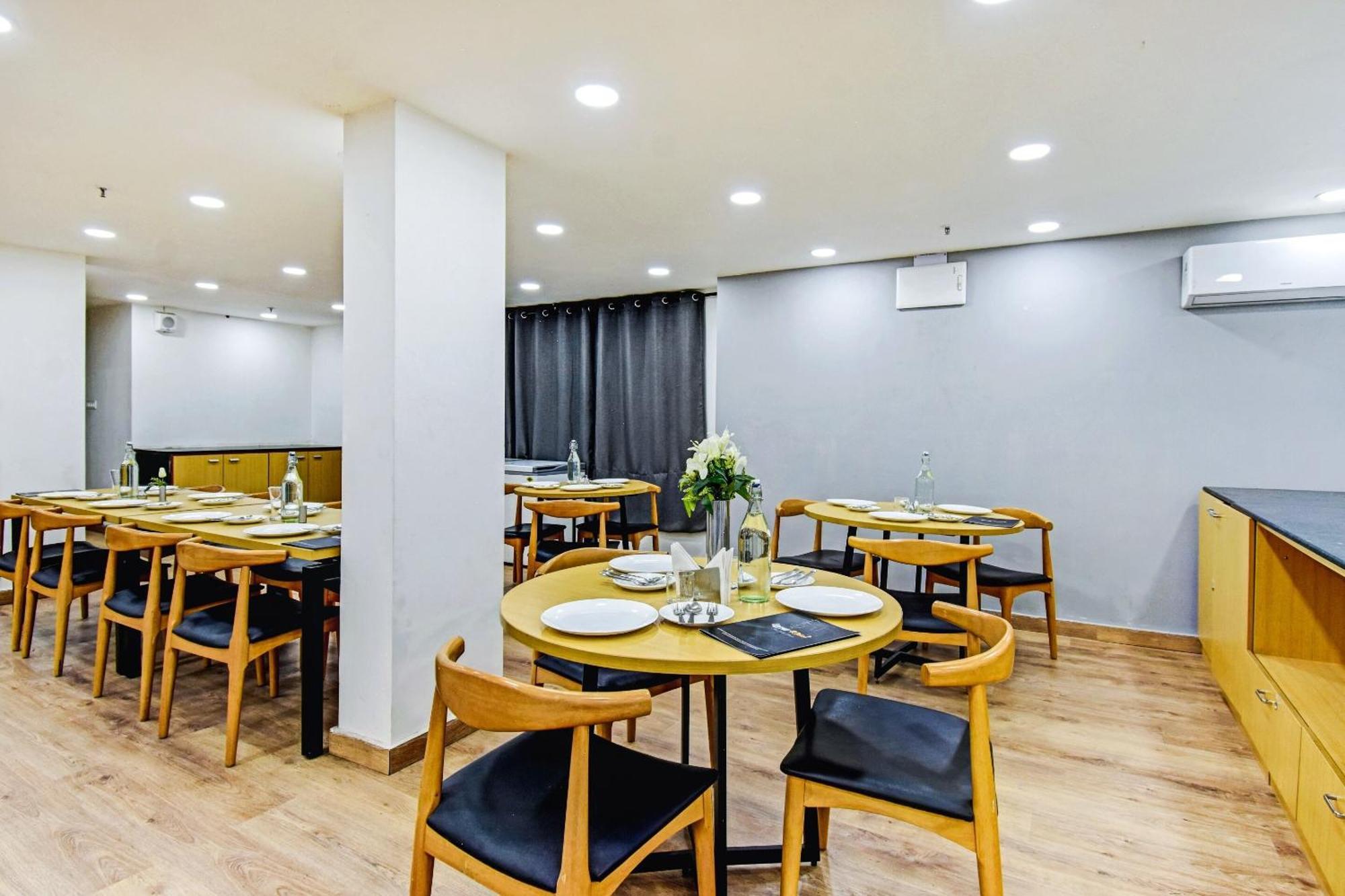 מלון Garui Super Townhouse The Royal Retreat מראה חיצוני תמונה