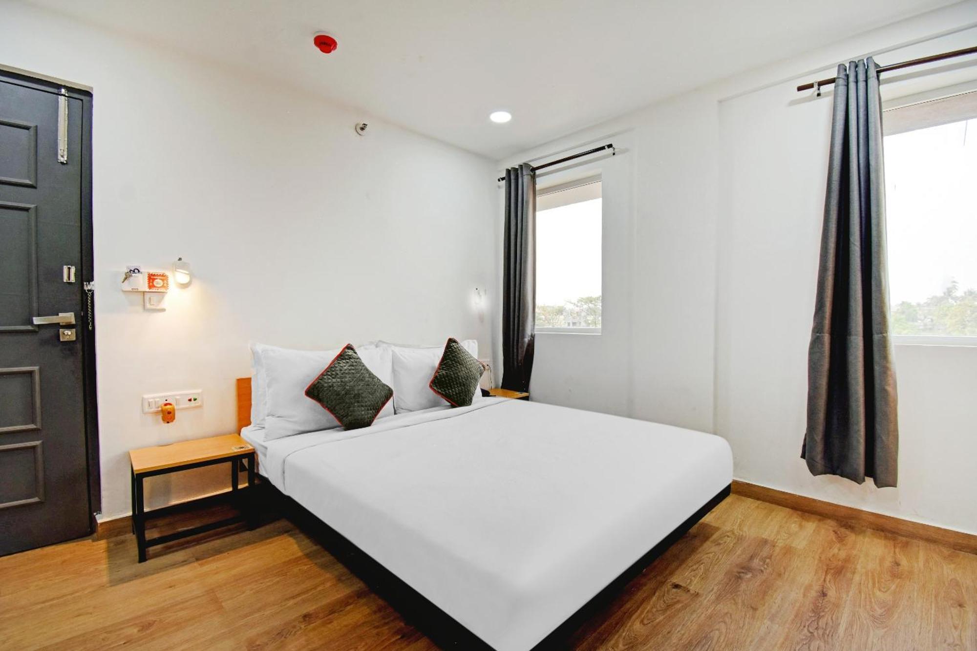 מלון Garui Super Townhouse The Royal Retreat מראה חיצוני תמונה